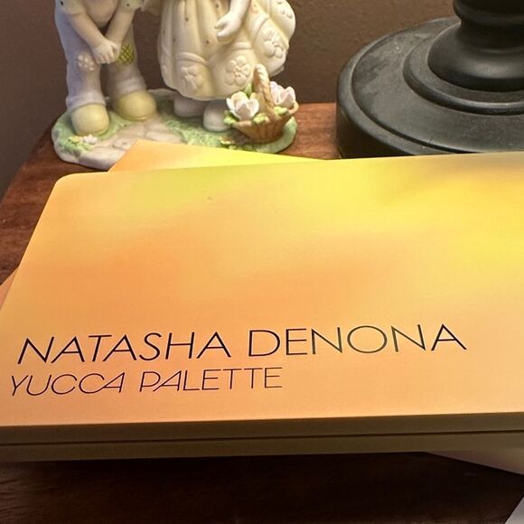 Natasha Denona Yucca Palette with green/brown hues BNIP - Picture 4 of 7